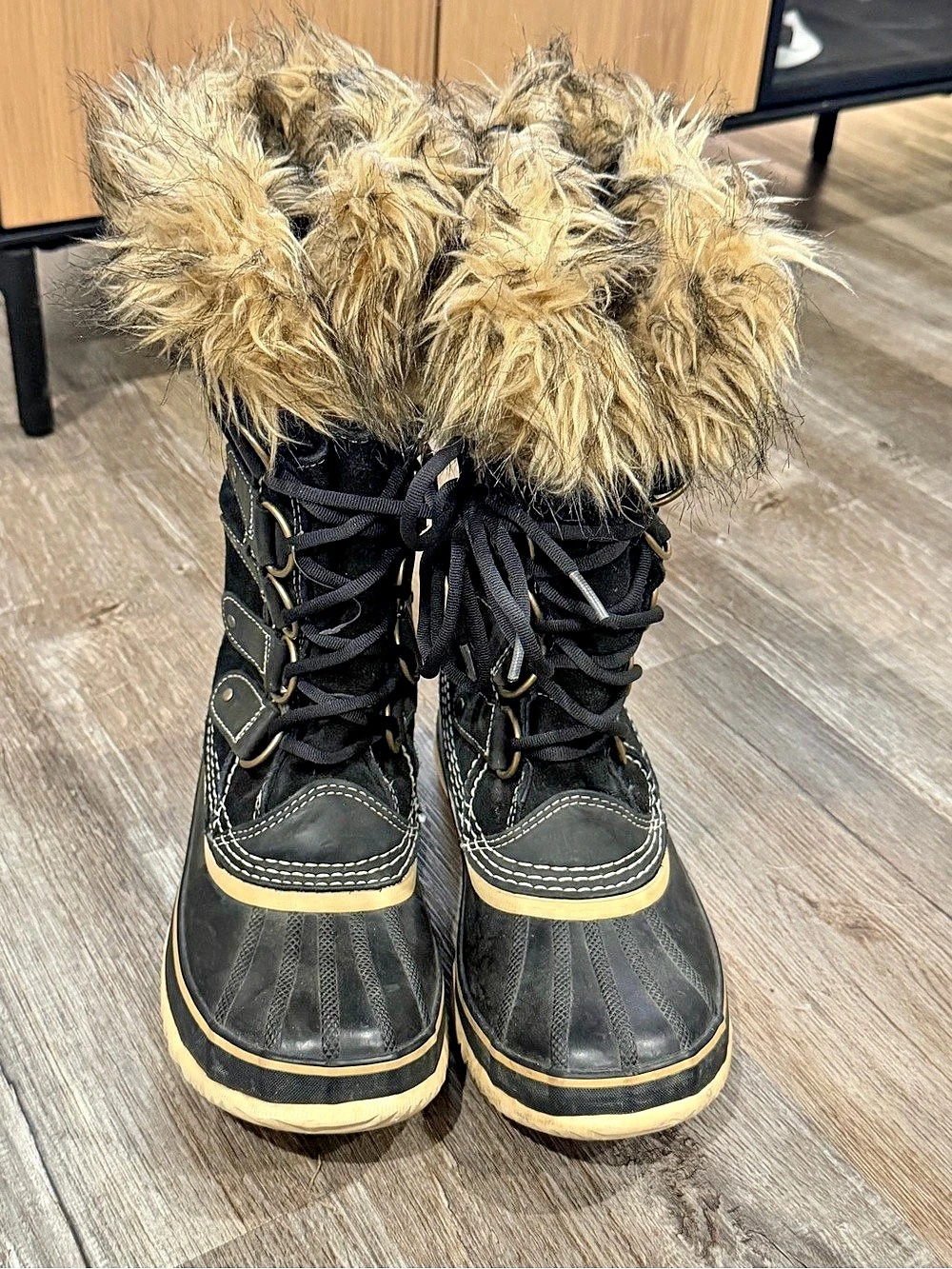 SOREL Joan of Arctic Winter Boots Black US 8.5
